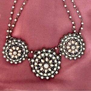 Vintage-Style Floral Statement Choker